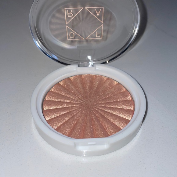 OFRA Highlighter Soho - Picture 2 of 4